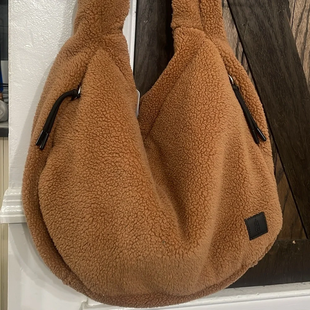 FREE PEOPLE Cozy Carryall - Picture 3 of 12